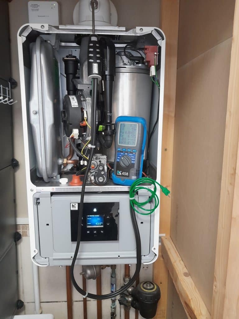 Worcester Bosch 4000 annual boiler service